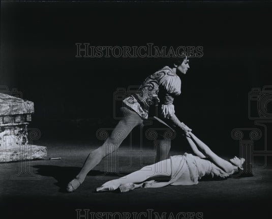 1967 Press Photo Scene from Romeo and Juliet - Historic Images