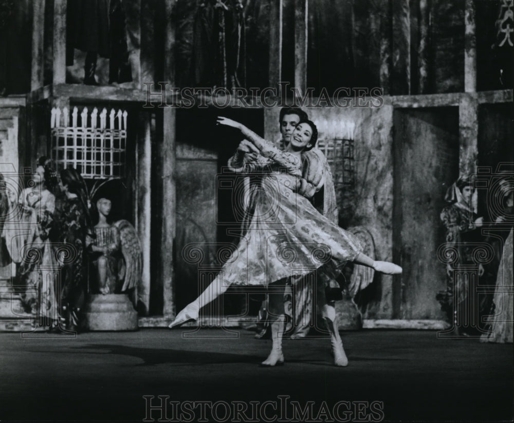 1967, Romeo & Juliet - cvp74781 - Historic Images