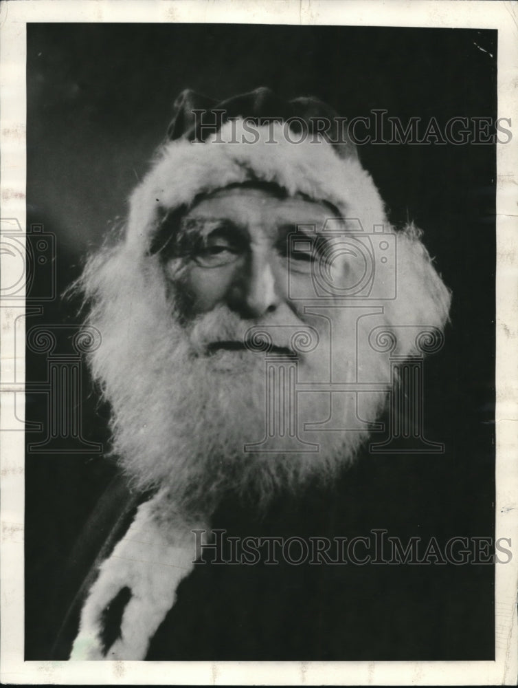 1961 Santa Claus - Historic Images