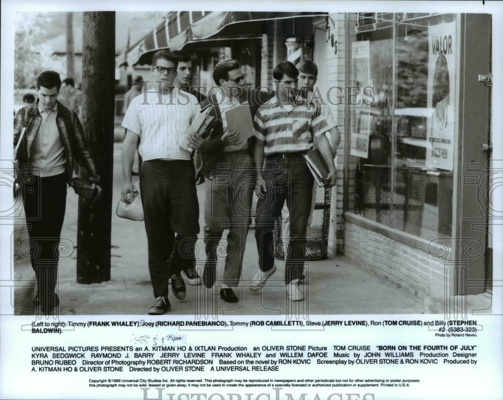 1990, Frank Whaley, Richard Panebianco & Cast of Born on 4th of July - Historic Images