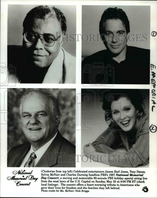 1997 Press Photo James Earl Jones, Tony Danza in National Memorial Day Concert- Historic Images