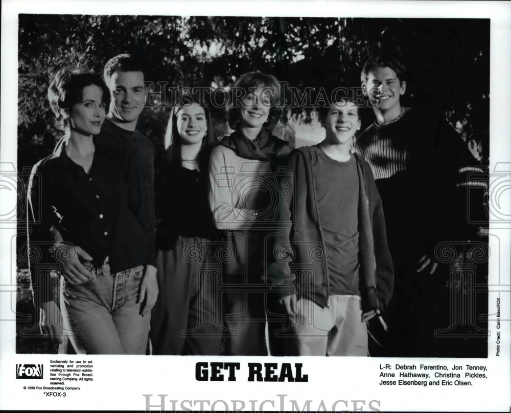 1999 Press Photo Debrah Farentino, Jon Tenney &amp; Cast of Get Real - cvp75870 - Historic Images