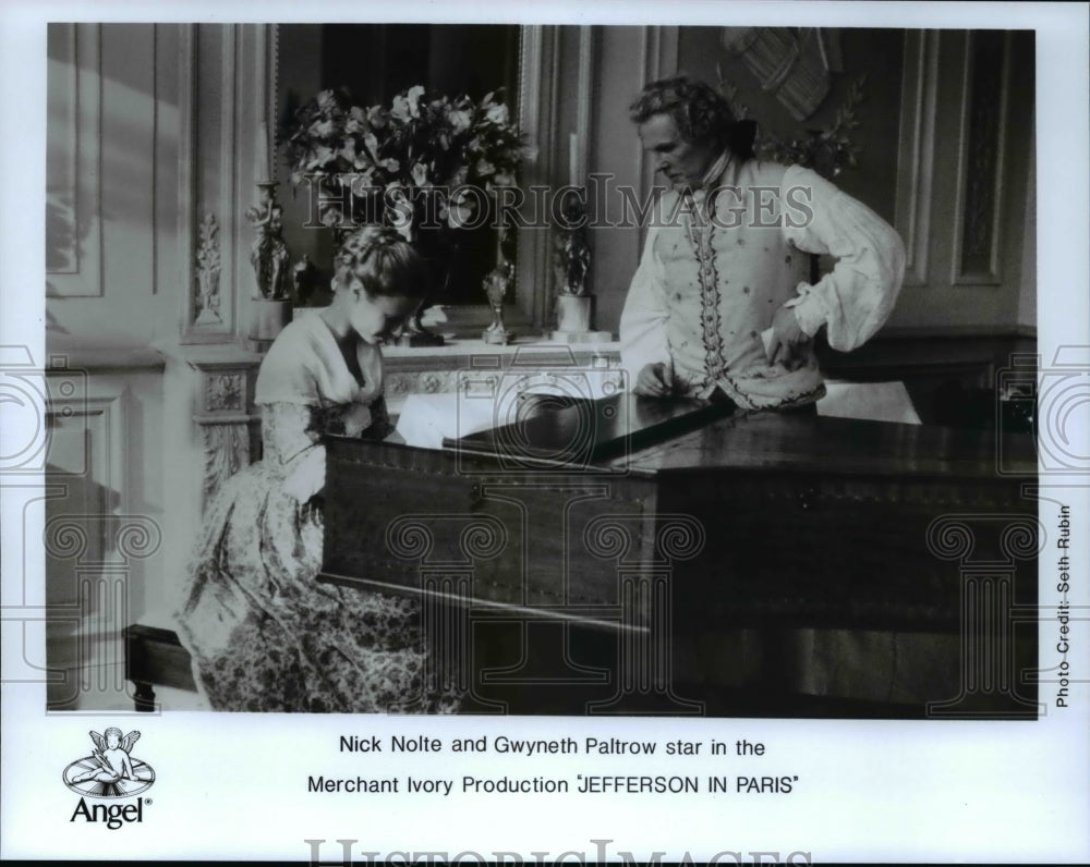 1995 Press Photo Nick Nolte & Gwyneth Paltrow in Jefferson in Paris-Historic Images