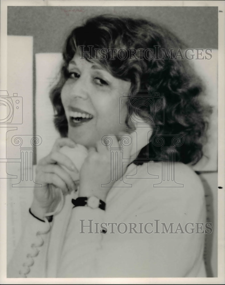 1988 Press Photo Treva Silverman - cvp76181- Historic Images