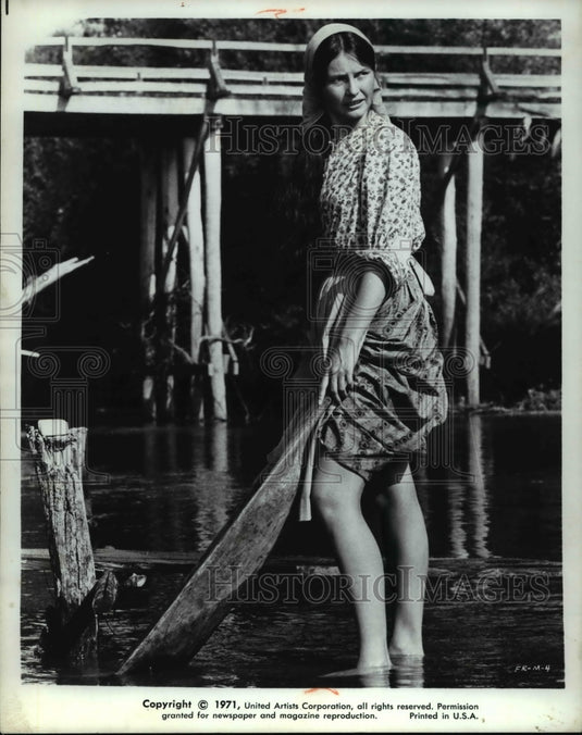 1971 Press Photo United Artists presents Fiddler On The Roof with Michele Marsh - Historic Images