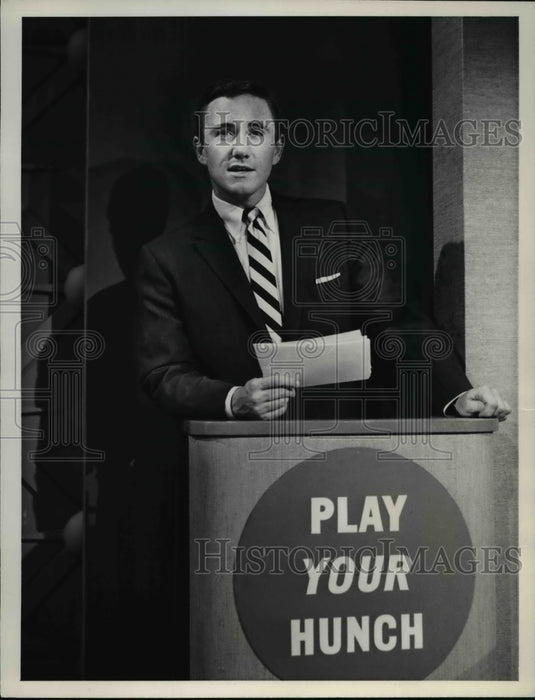 1962 Press Photo Merv Griffin in Play Your Hunch - Historic Images