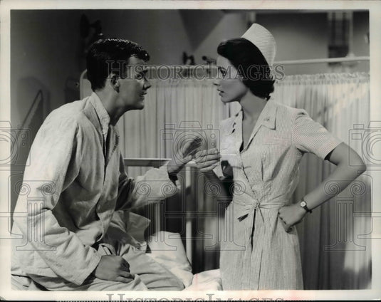1967 Press Photo CBS presents The Horizontal Lieutenant with Jim Hutton and - Historic Images