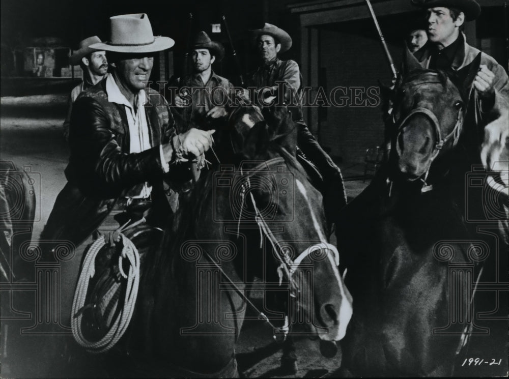1968, Dean Martin in Rough Night in Jericho - cvp77044 - Historic Images