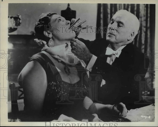 1976 Press Photo Charlie Chaplin in A King In New York Scene - Historic Images