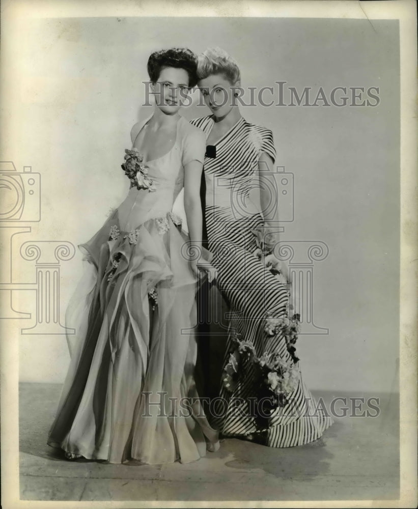 1946, Andree &amp; Bonnie of Andre - cvp77258 - Historic Images