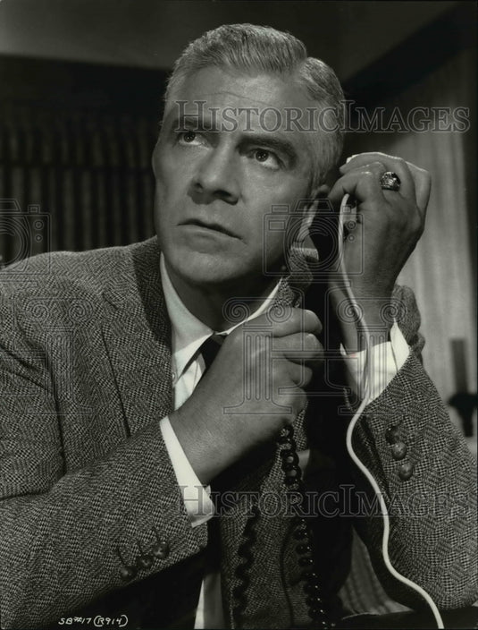 1965 Press Photo Dana Andrews in The Satan Bug - Historic Images