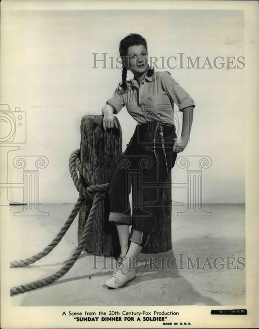 1969 Press Photo Anne Baxter in Sunday Dinner For a Soldier - Historic Images
