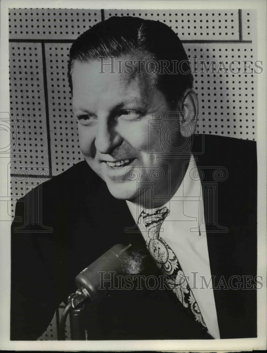 Press Photo Fulton Lewis, Jr., News Commentator - cvp77778- Historic Images