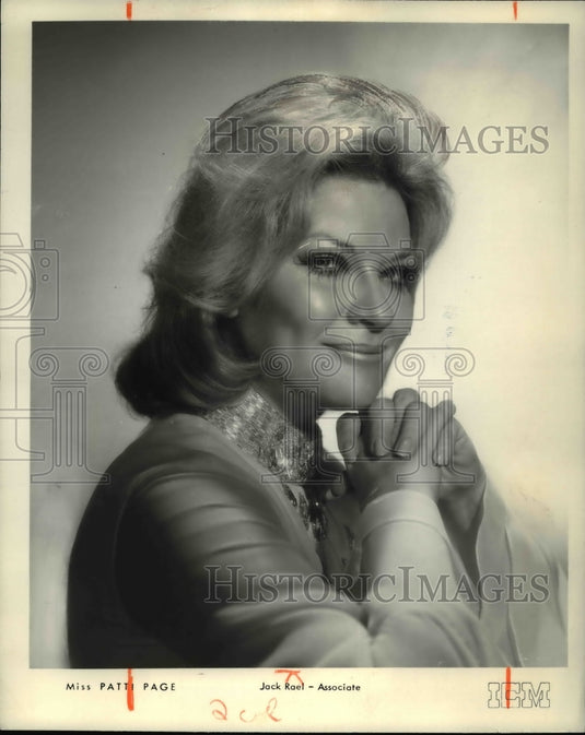 1975 Press Photo Vocalist Patti Page - Historic Images