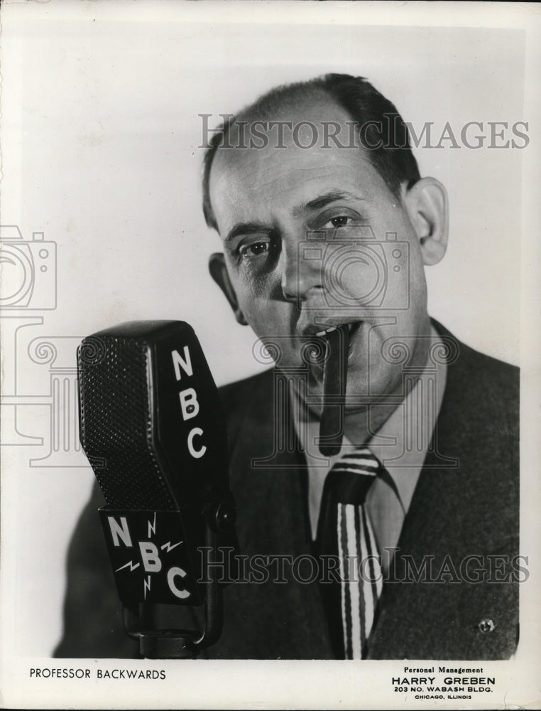 1947 Press Photo Professor Backwards - cvp77925 - Historic Images