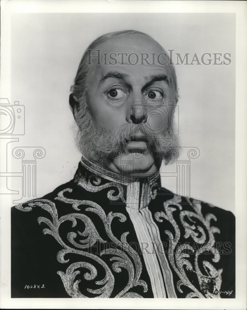 1940 Press Photo Reginald Owen as King of Romanza in Rosalie - cvp78022-Historic Images