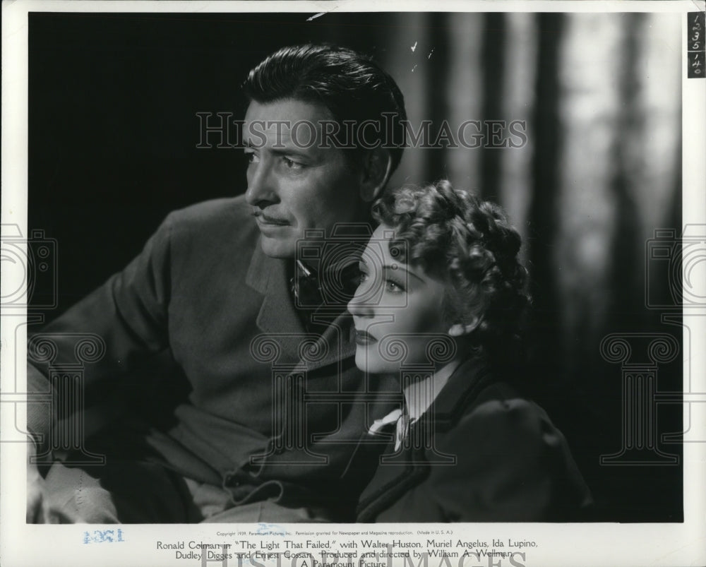 1969 Press Photo Muriel Angelus and Ronald Colman in The Light That Failed - Historic Images