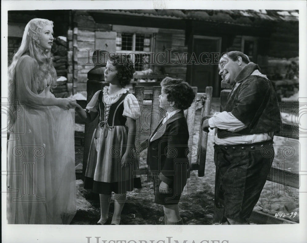 1940 Press Photo Shirley Temple in the The Blue Bird - Historic Images