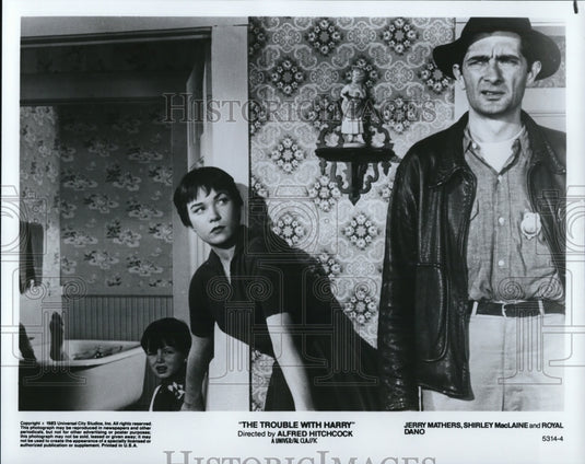 1955 Press Photo Jerry Mathers & Shirley MacLaine in The Trouble with Harry - Historic Images