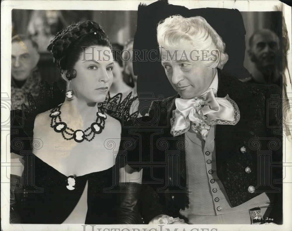 1937, Claude Raines & Gail Donberg - cvp78628 - Historic Images