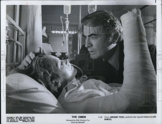 1976 Press Photo Gregory Peck and Lee Remick in The Omen - Historic Images