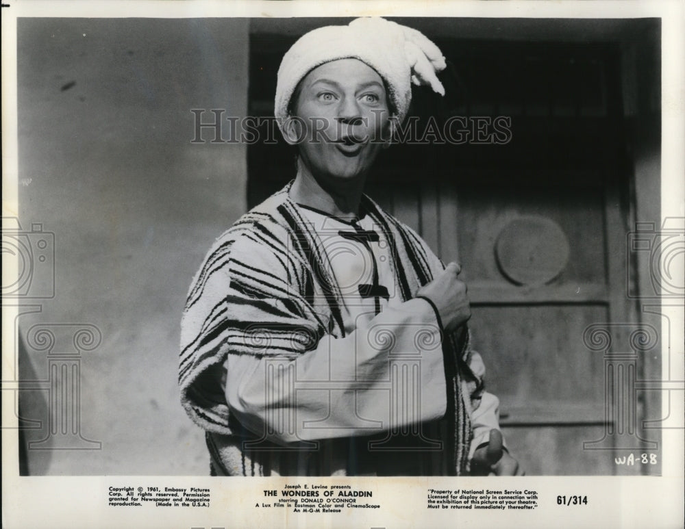 1961 Press Photo Donald O&#39;Connor in The Wonders of Aladdin - Historic Images