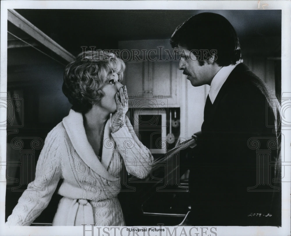 1976, Barbara Harris & William Devane in Family Plot - cvp78792 - Historic Images