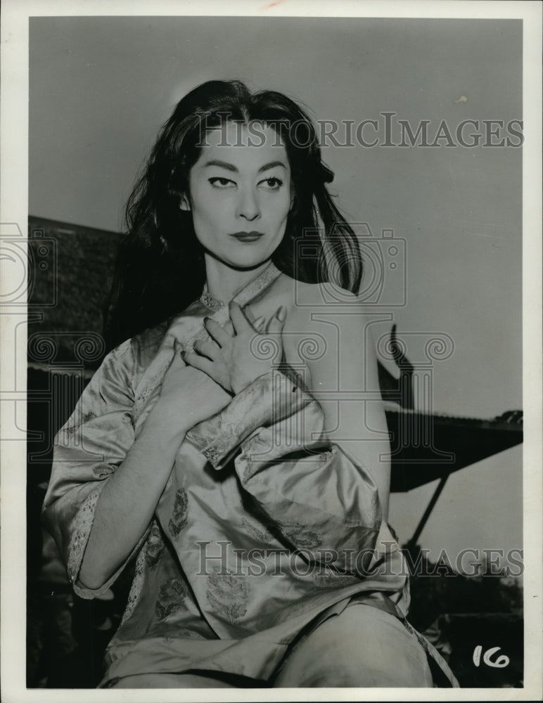 1964 Press Photo Carol Lawrence - cvp79846-Historic Images