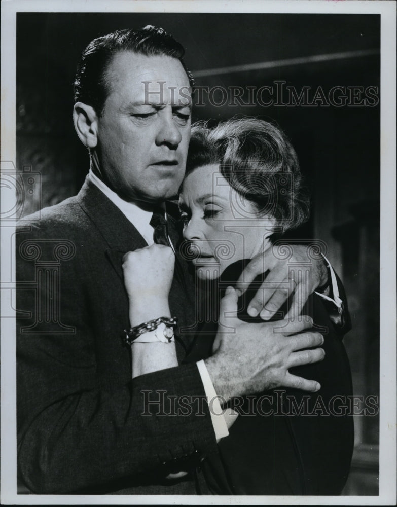 1967 Press Photo William Holden & Lilli Palmer in The Counterfeit Traitor - Historic Images