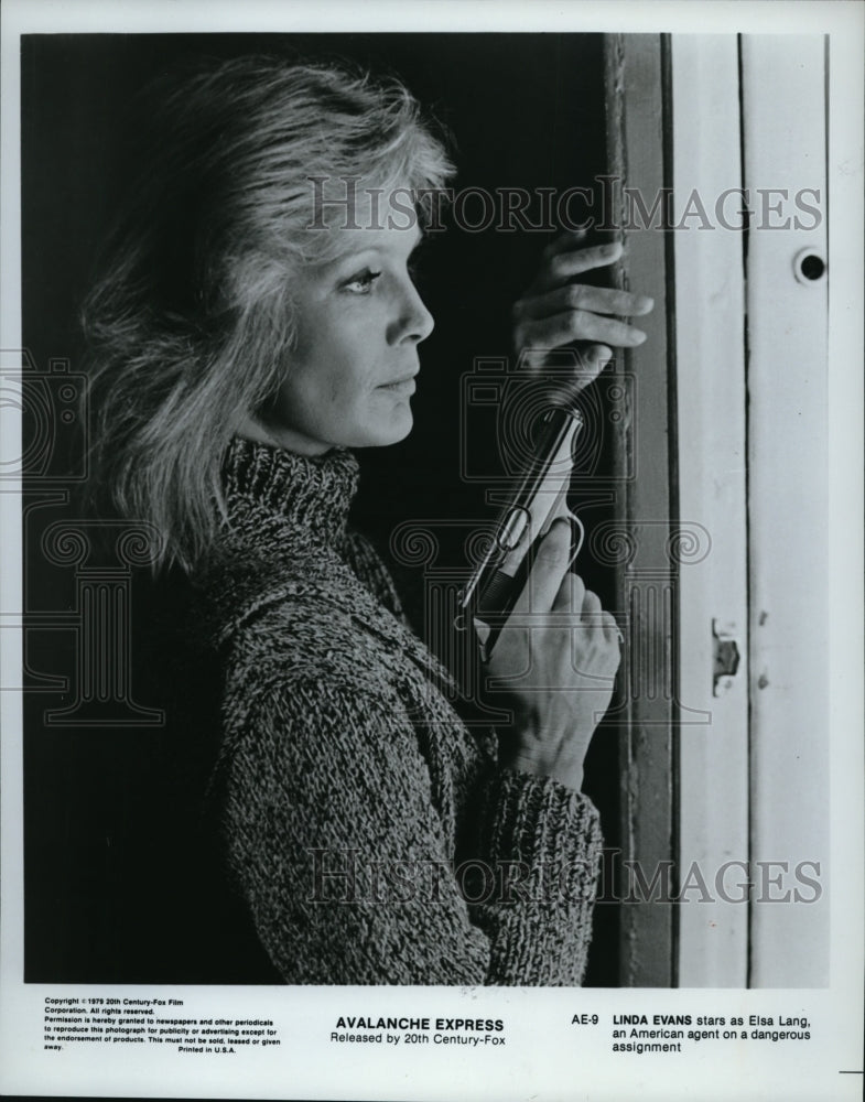 1979 Press Photo Linda Evans in Avalanche Express - Historic Images