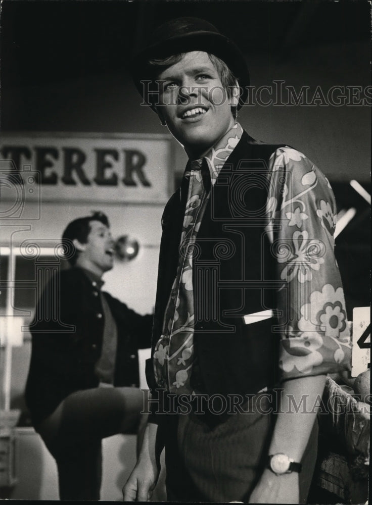 1971 Press Photo Peter Noone in Mrs. Brown You&#39;ve Got a Lovely Daughter - Historic Images