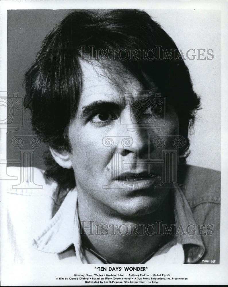 1974 Press Photo Anthony Perkins in Ten Days&#39; Wonder - Historic Images