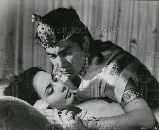 1966 Press Photo Kojiro Hongo and Shintaro Katsu in Buddha - Historic Images