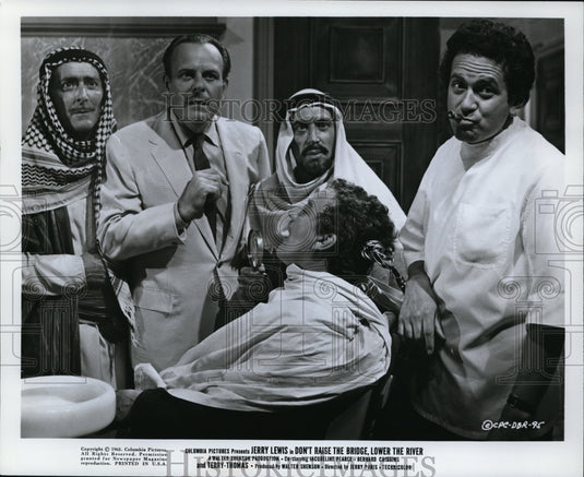 1970 Press Photo Jerry Lewis in Don't Raise the Bridge, Lower the River - Historic Images