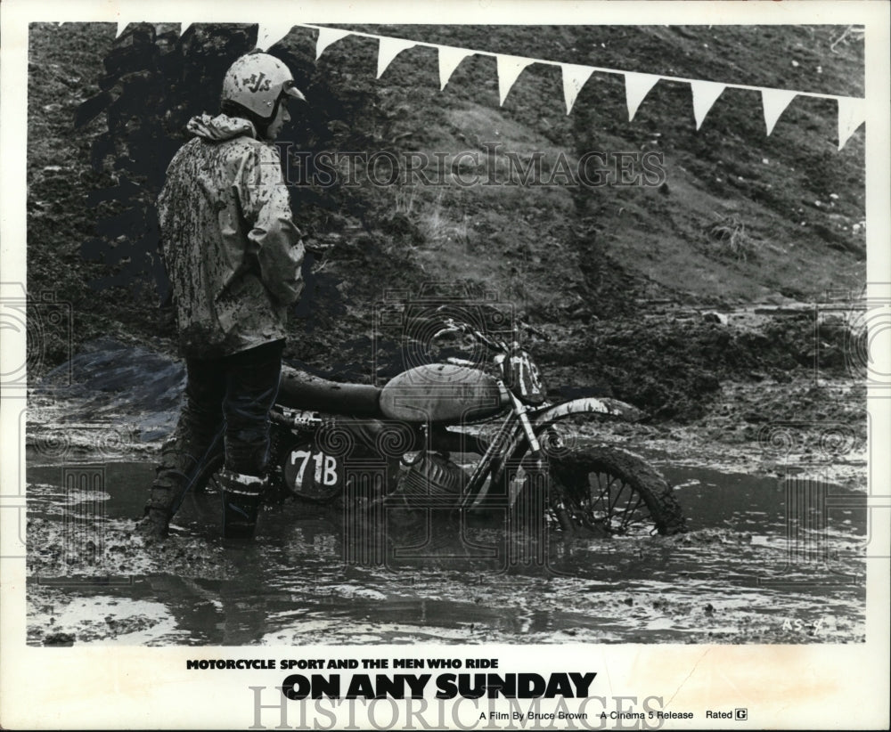 1975 Press Photo On Any Sunday - Historic Images