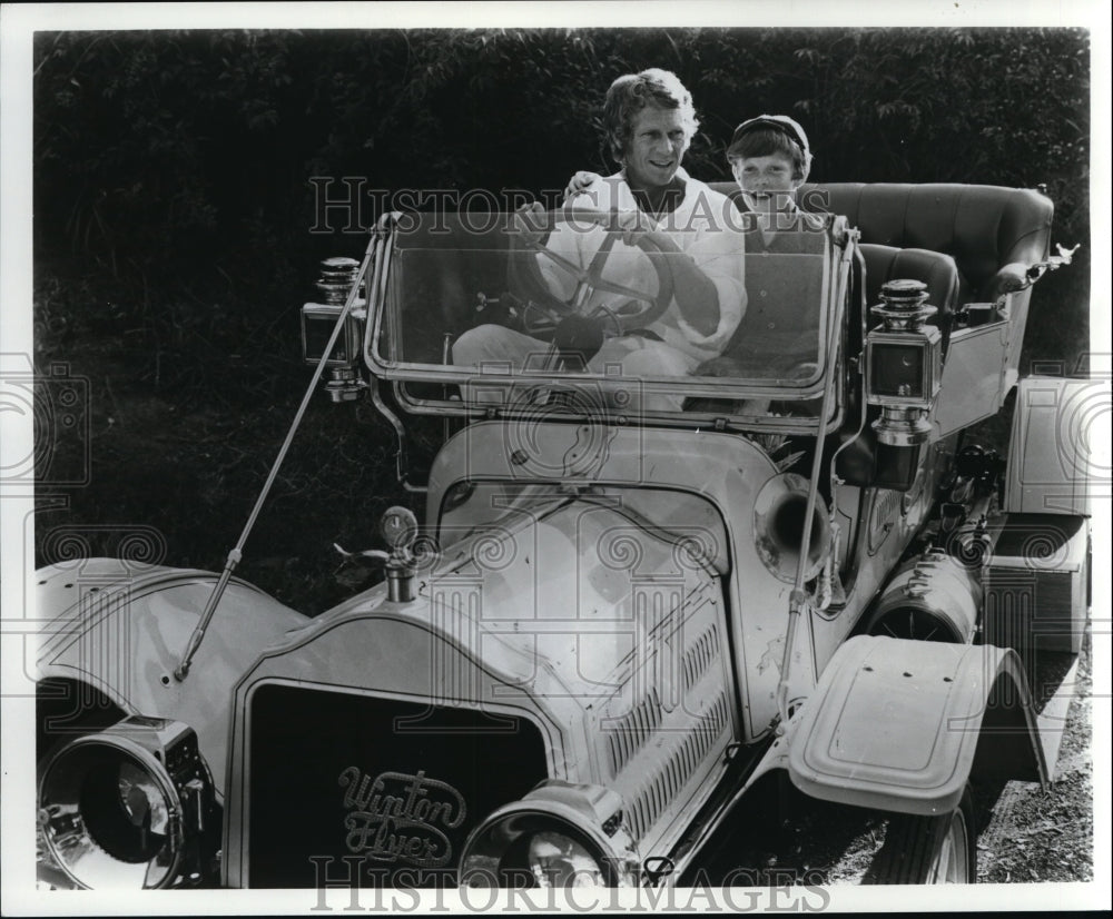 1968 Press Photo Mitch Vogel and Steve McQueen in The Reivers - Historic Images