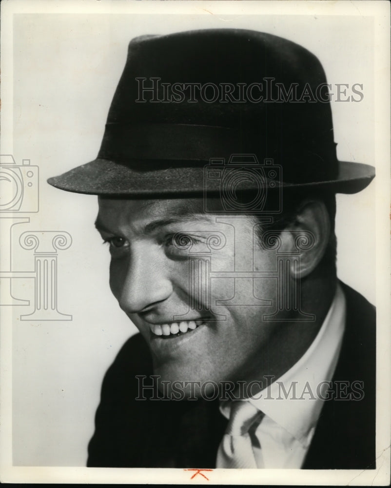 1967 Press Photo Dick Van Dyke on CBS-TV - cvp81020-Historic Images