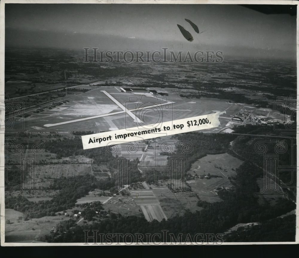 1946 Press Photo Cleveland Airport - cvp81533 - Historic Images