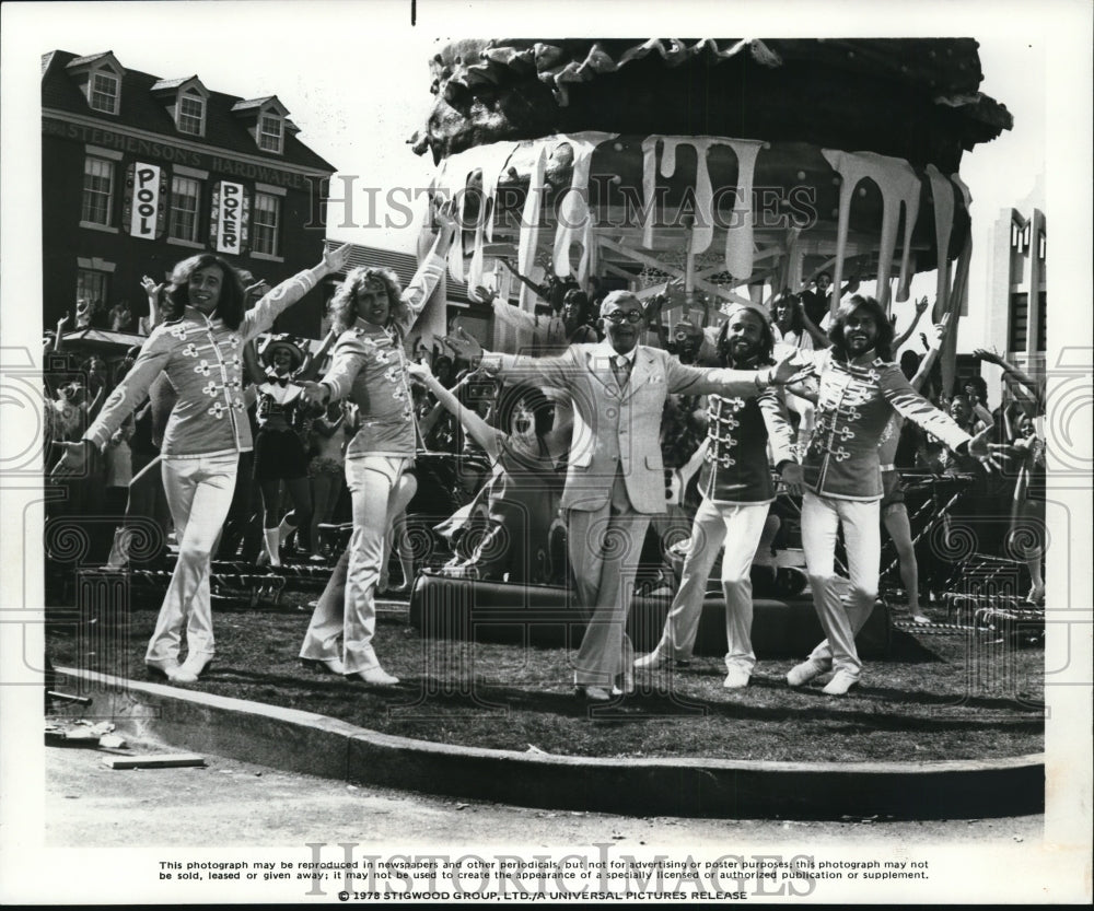 1978 Press Photo George Burns in Sgt. Pepper&#39;s Lonely Hearts Club Band.-Historic Images