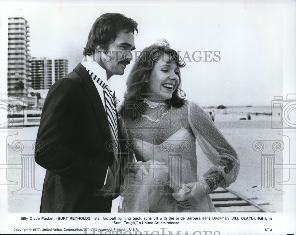 1977 Press Photo Burt Reynolds and Jill Clayburg in Semi-Tough. - cvp81632 - Historic Images