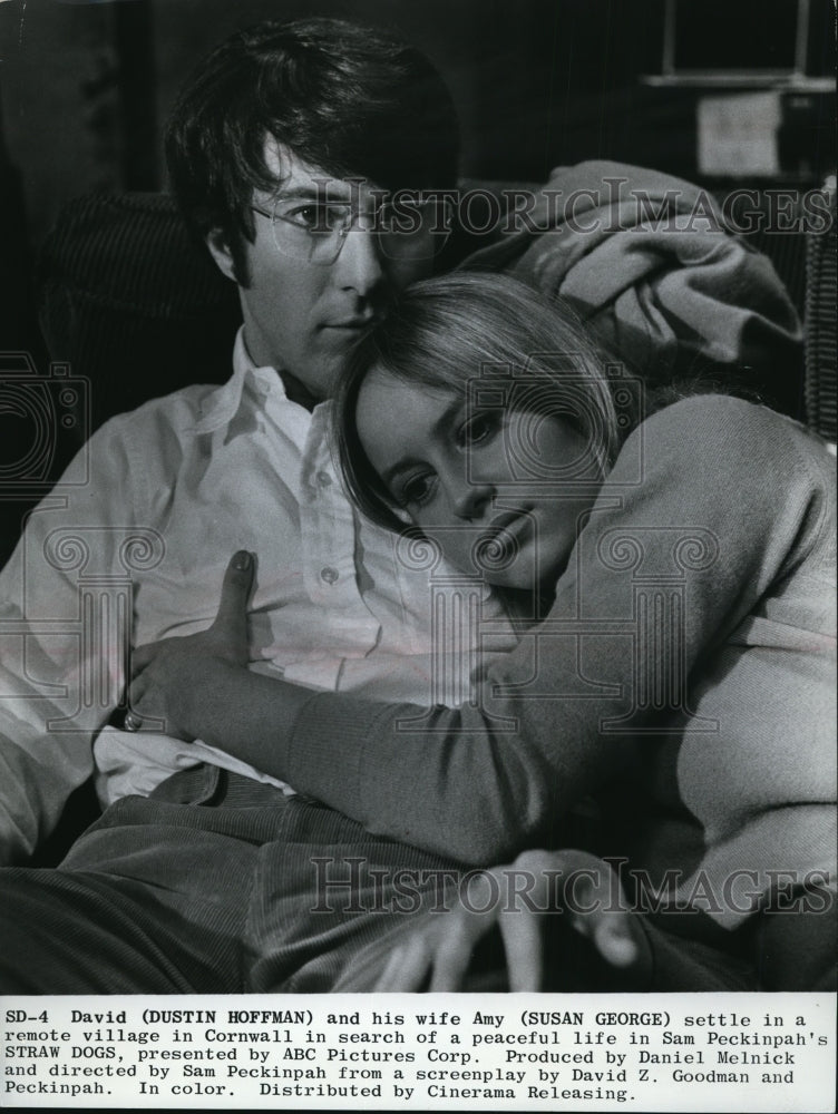 1972 Press Photo Dustin Hoffman and Susan George in Straw Dogs. - cvp81704 - Historic Images