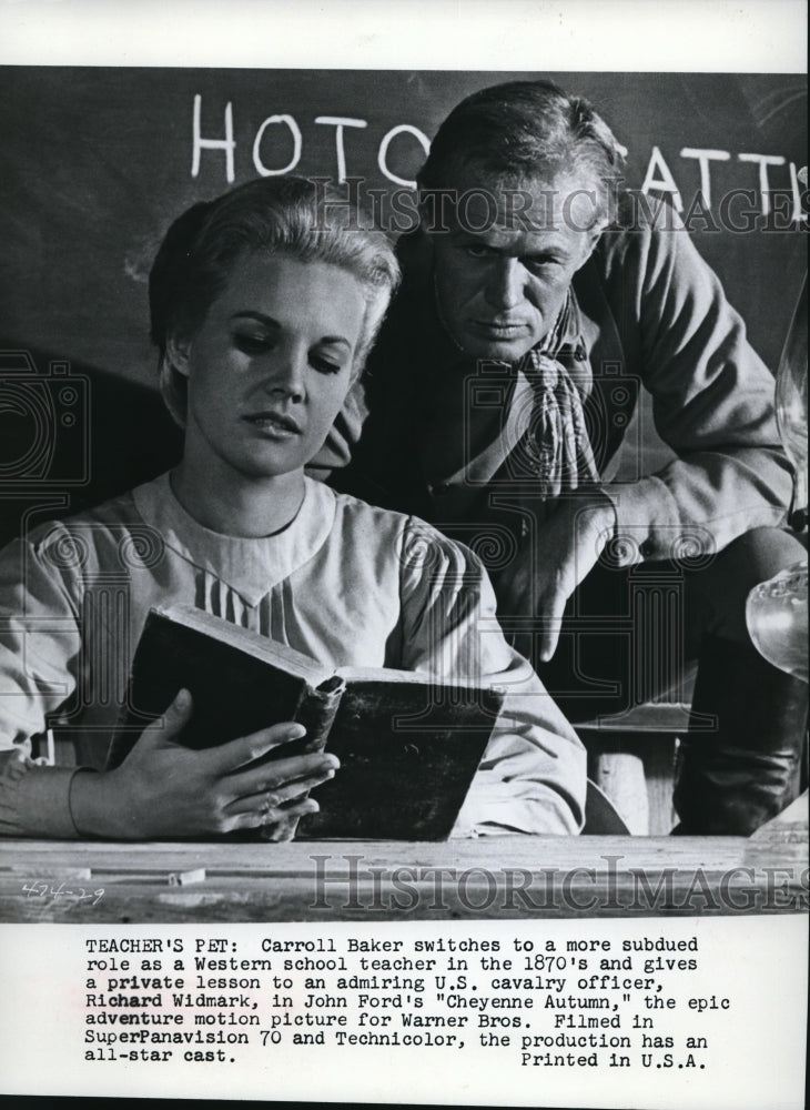 1965 Press Photo Carroll Baker stars with Richard Widmark in "Cheyenne Autumn"-Historic Images