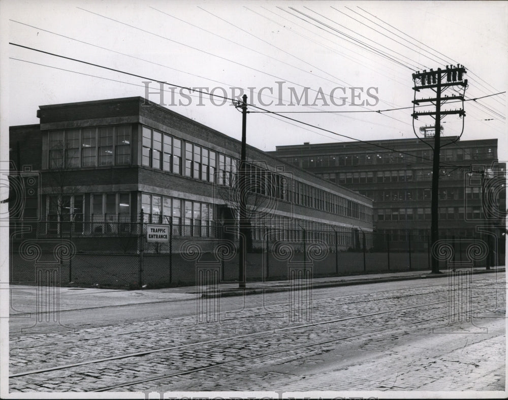 1945 Press Photo The laboratory and utility plant of the Aluminum Co. of America-Historic Images