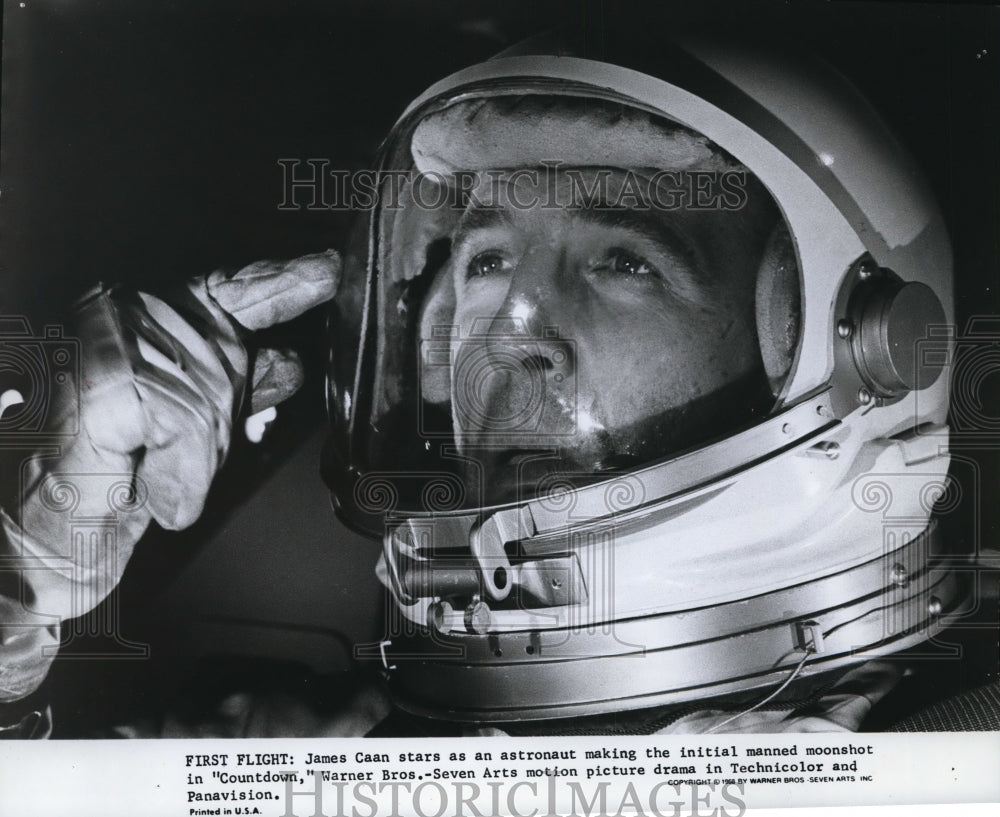 1968 Press Photo James Caan stars as an astronaut in Warner Bros.,&quot;COUNTDOWN,&quot;-Historic Images