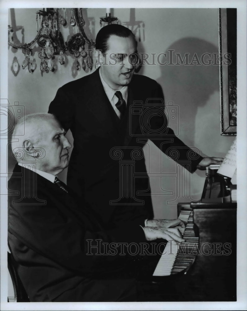 1986, Tenor Albert Cazentre on The Walter Damrosch Hour. - cvp83198 - Historic Images