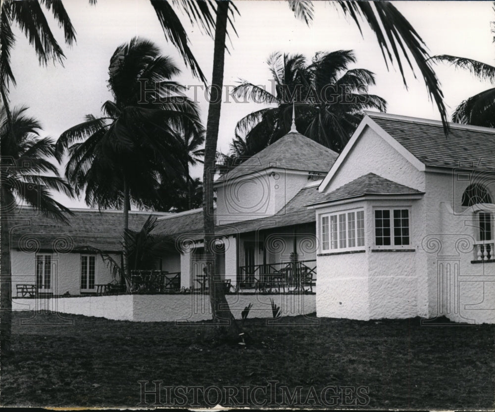 Press Photo Trident Villas and Hotel in Port Antonio, Jamaica. - cvp83865 - Historic Images