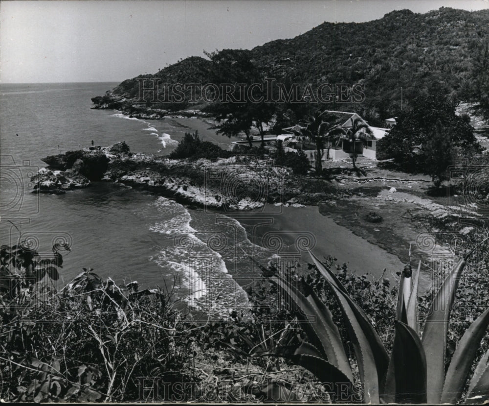 1994 Little Bay Cottage in Alligator Pond in Jamaica. - Historic Images