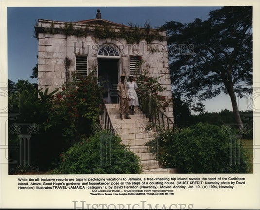 1994 Press Photo Good Hope's gardener and housekeeper in Jamaica. - cvp83912 - Historic Images