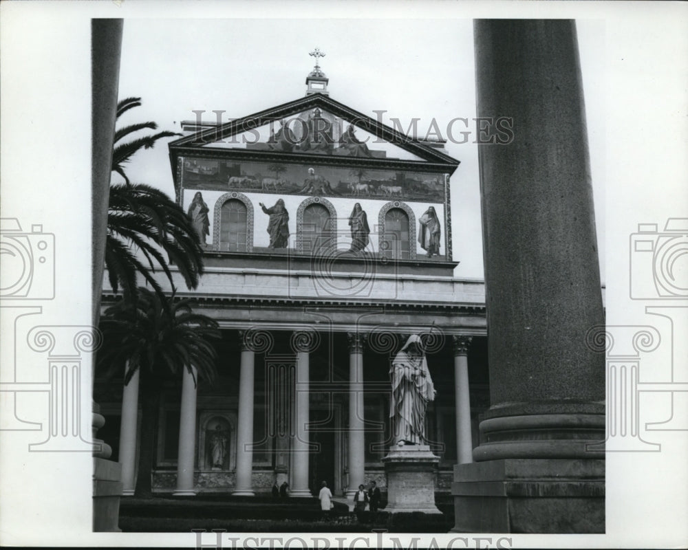 Press Photo St. Paul&#39;s Outside the Wall in Rome, Italy. - cvp83951 - Historic Images