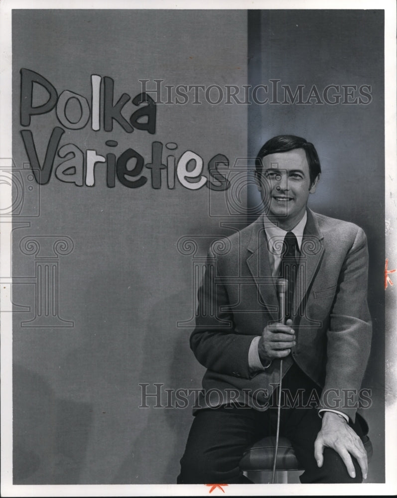 1974 Press Photo Paul Wilcox hosts Polka Varieties. - cvp84088 - Historic Images